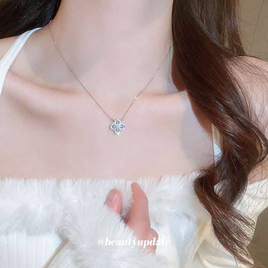 鋯石花朵項鍊－商品主圖｜https://igowo.tw/