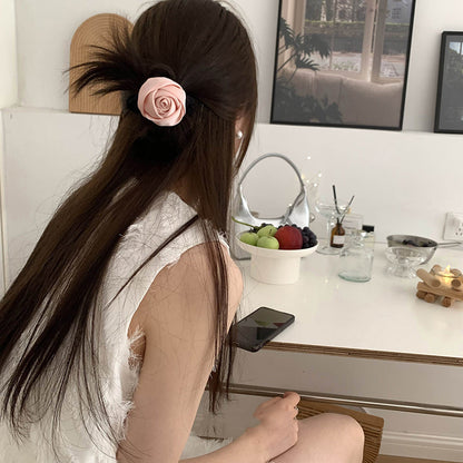 玫瑰立體髮圈－玫瑰腸圈-黑色款細節｜https://igowo.tw/