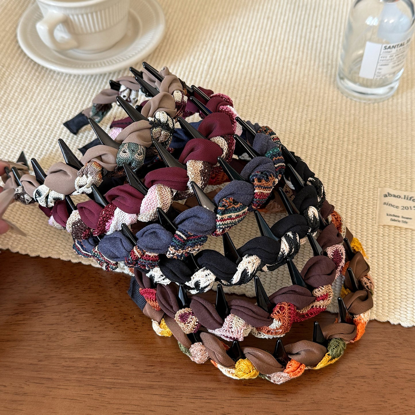 彩色波浪纏繞髮箍－藏青牛仔款細節｜https://igowo.tw/