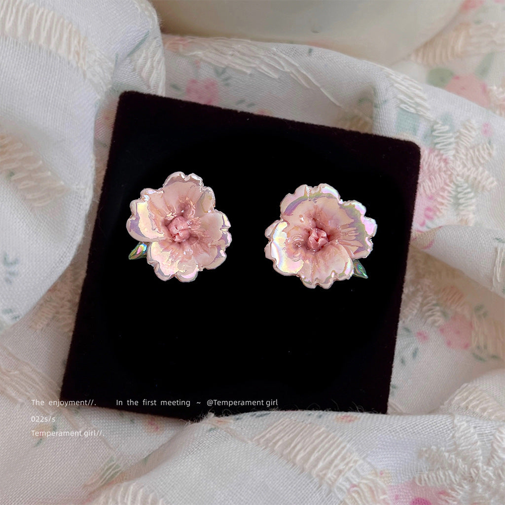 陶瓷花朵耳釘－商品主圖｜https://igowo.tw/