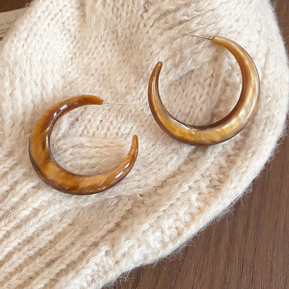 棕色樹脂C形暈染耳釘