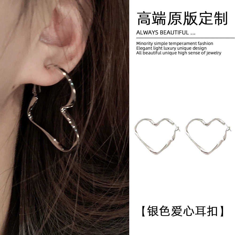 圓圈誇張耳環－細節特寫19｜https://igowo.tw/