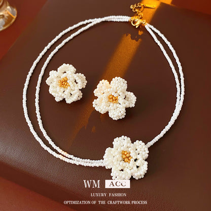 山茶花復古項鍊耳環組－商品主圖｜https://igowo.tw/