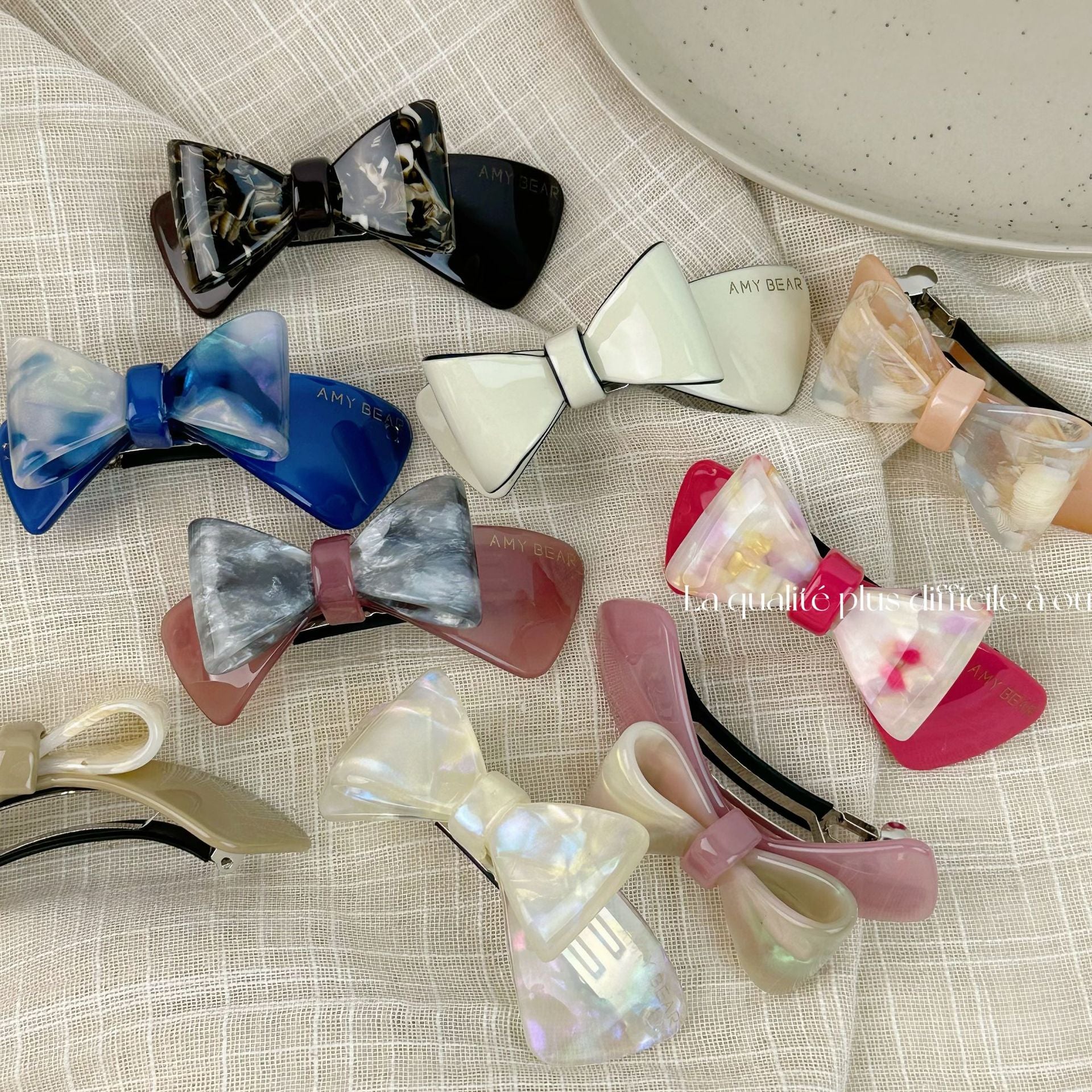 醋酸板材蝴蝶結髮夾－商品主圖｜https://igowo.tw/