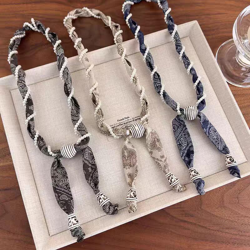 珍珠串珠纏繞項鍊－項鍊-淺咖色款實拍｜https://igowo.tw/