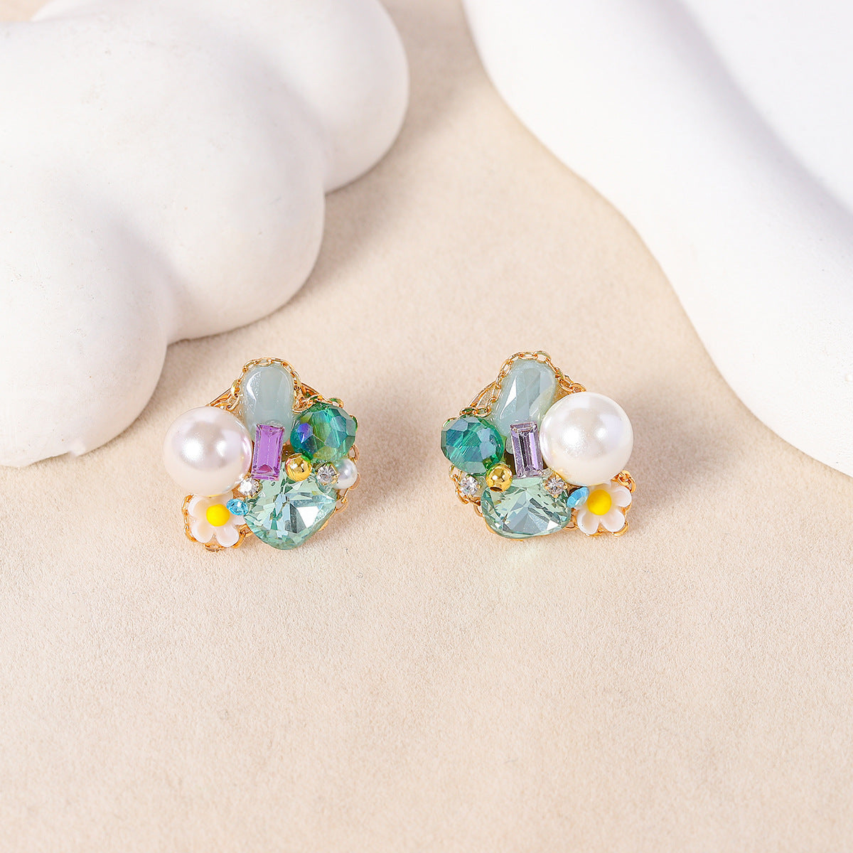 S925彩色水晶花朵鑲鑽耳釘