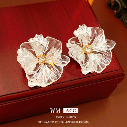 花朵誇張復古耳環－商品主圖｜https://igowo.tw/