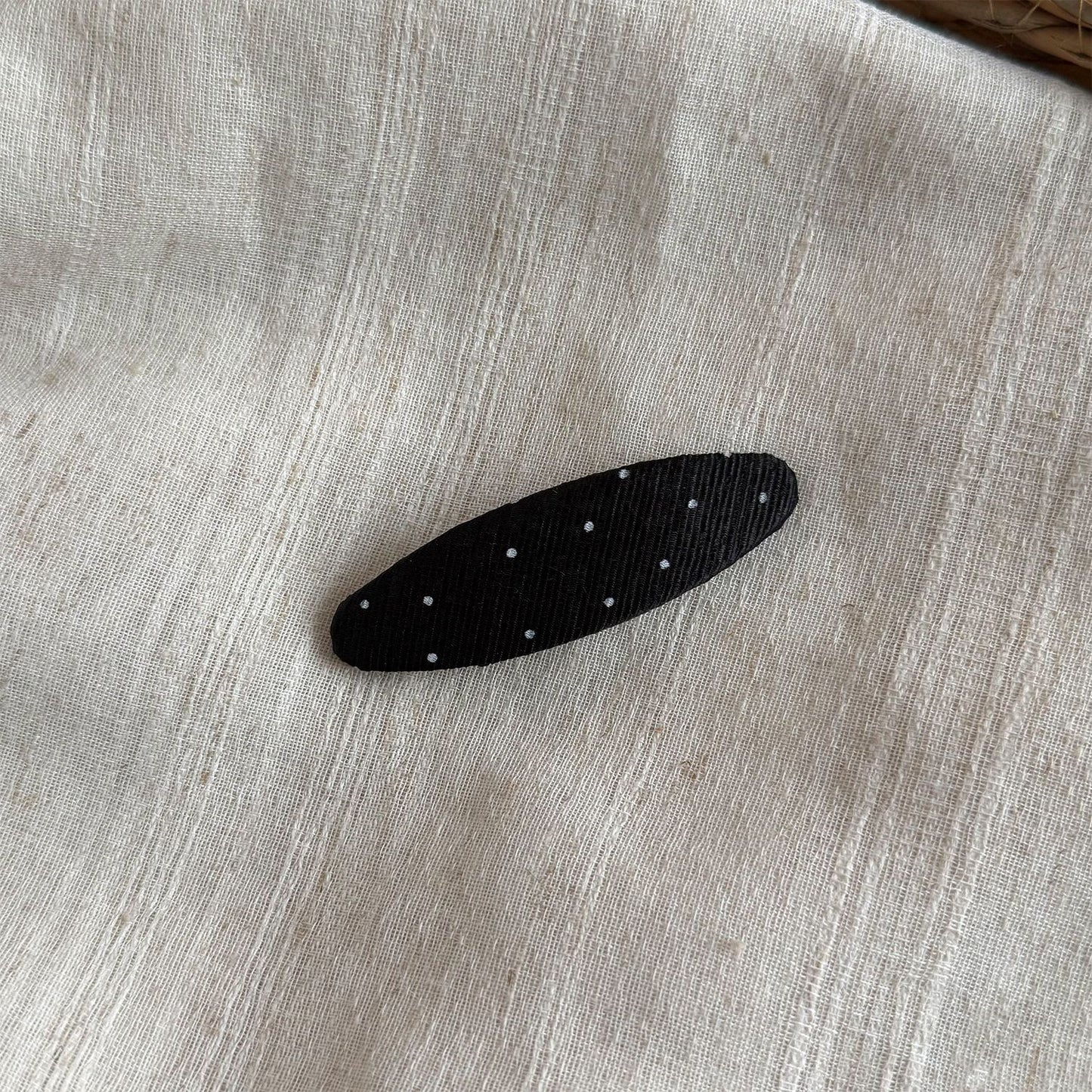 布面波點髮夾