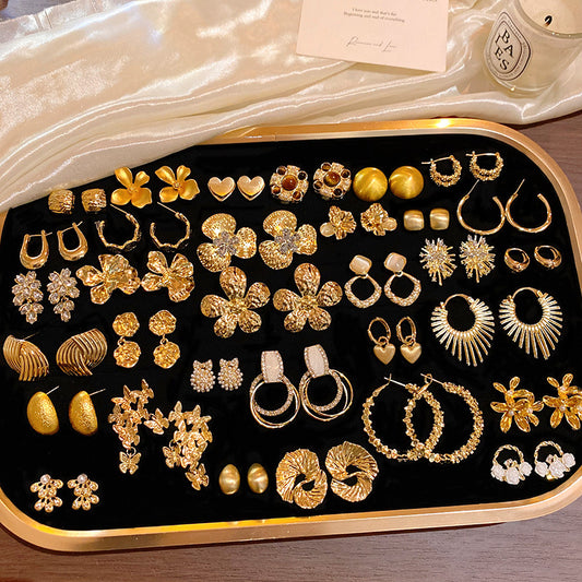 金屬素圈花朵復古耳環－商品主圖｜https://igowo.tw/