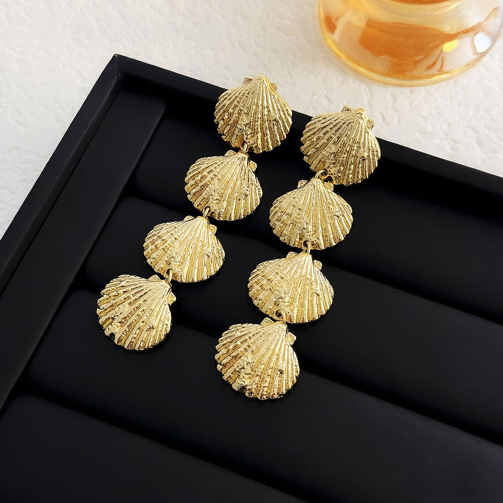 金色貝殼花朵復古耳釘－細節特寫27｜https://igowo.tw/