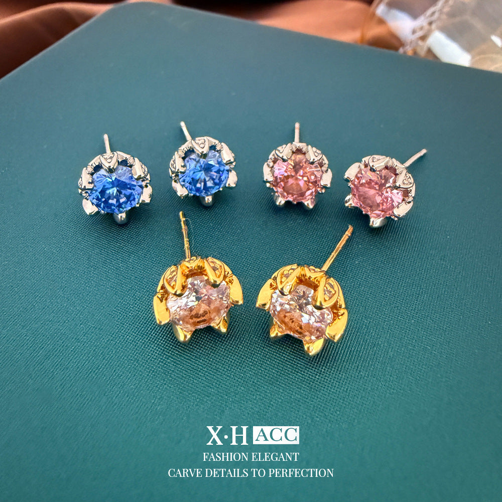 彩色鋯石花朵小巧耳釘－商品主圖｜https://igowo.tw/