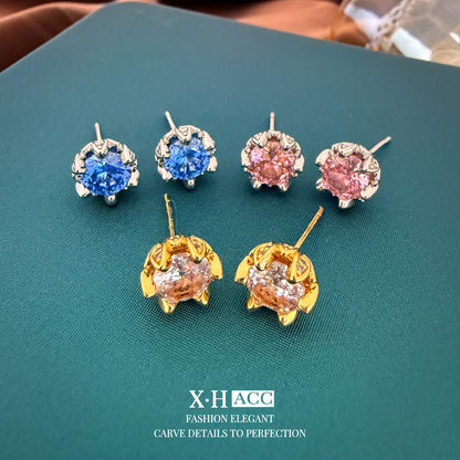 彩色鋯石花朵小巧耳釘－商品主圖｜https://igowo.tw/