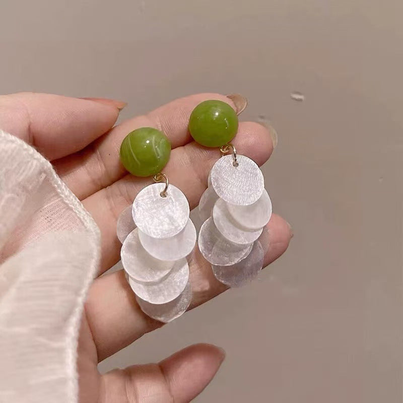 撞色圓形復古耳釘－19#銀針-白色款細節15｜https://igowo.tw/