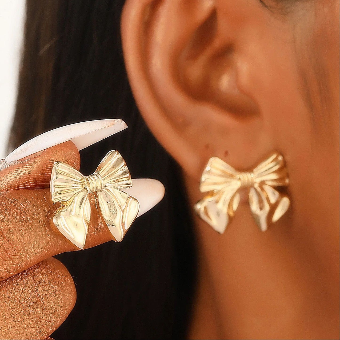 復古紅琺瑯蝴蝶結耳釘－細節特寫15｜https://igowo.tw/