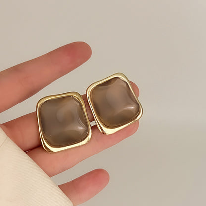 棕色銀針復古耳環－細節特寫18｜https://igowo.tw/