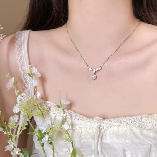 珍珠鋯石櫻花墜飾項鍊－商品主圖｜https://igowo.tw/