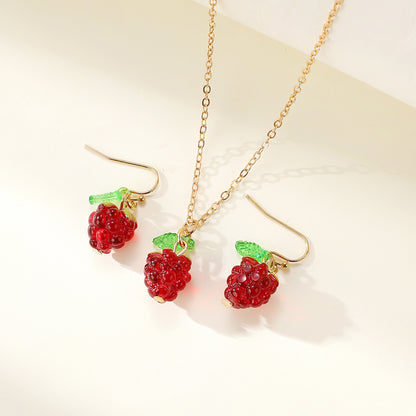 紅色水果項鍊耳環組－商品主圖｜https://igowo.tw/