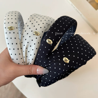 布面蝴蝶結波點髮箍－商品主圖｜https://igowo.tw/