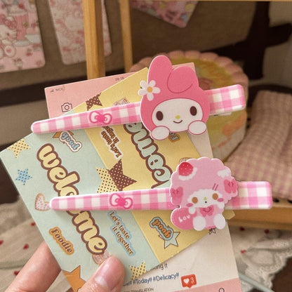 粉色愛心草莓髮夾－大頭小美大號髮夾款實拍｜https://igowo.tw/