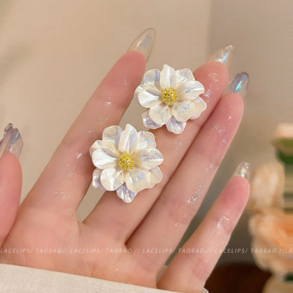 山茶花簡約耳釘