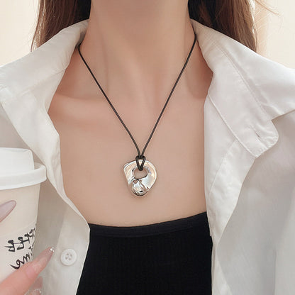 樹脂花朵圓形墜飾項鍊－18#項鍊-銀色-圓款細節｜https://igowo.tw/