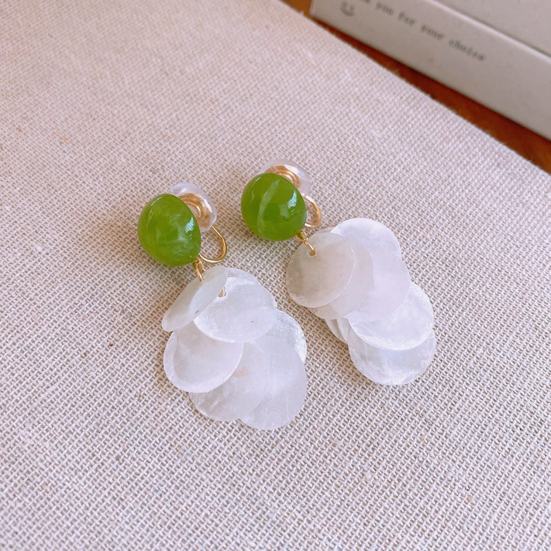 貝殼蝴蝶結流蘇耳環－細節特寫35｜https://igowo.tw/