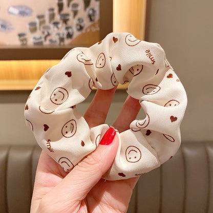 棕色大腸圈豹紋髮圈－小熊米白款細節4｜https://igowo.tw/