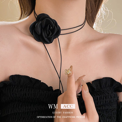 布面玫瑰項鍊－細節特寫2｜https://igowo.tw/