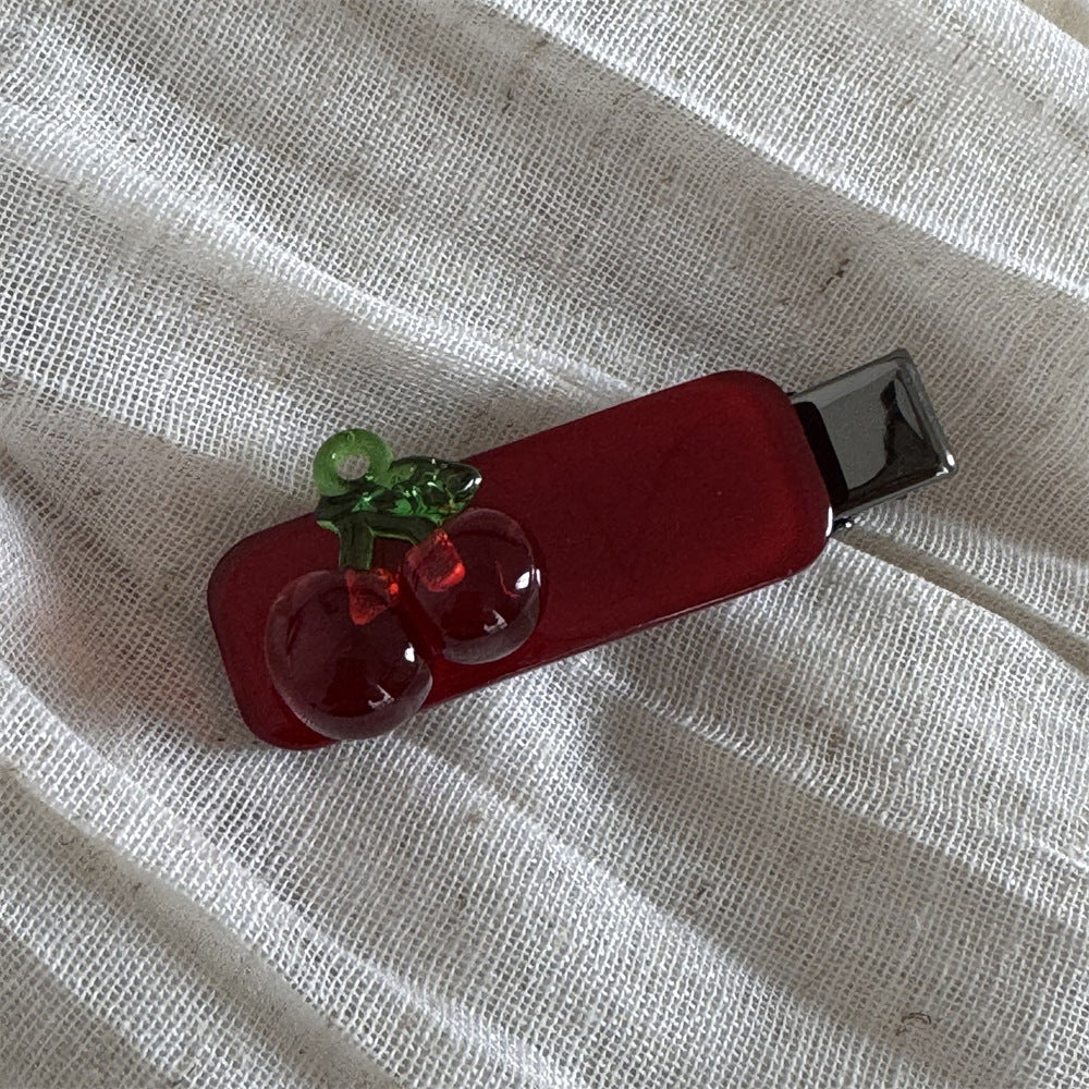 紅色櫻桃髮夾