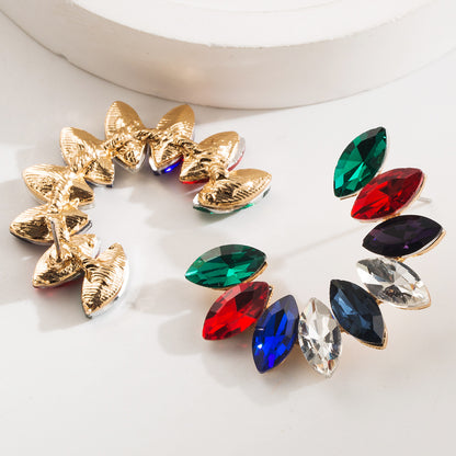 鋯石金屬C形鏤空耳環－彩色款細節1｜https://igowo.tw/