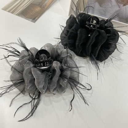黑色網紗羽毛花朵髮夾－商品主圖｜https://igowo.tw/
