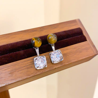 棕色鋯石幾何垂墜耳釘