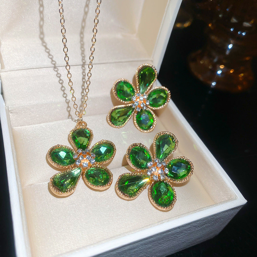 綠野仙蹤~鑲鉆花朵吊墜耳釘項鏈套裝輕奢高級感新款氣質飾品