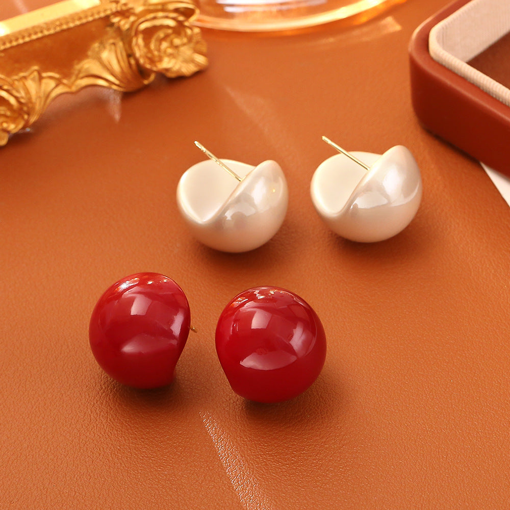 S925復古紅珍珠誇張耳釘－商品主圖｜https://igowo.tw/