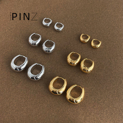 金色簡約耳扣－細節特寫1｜https://igowo.tw/