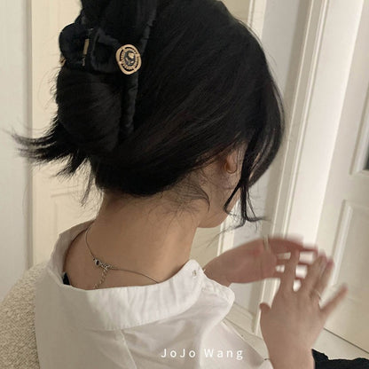 珍珠玫瑰大腸圈髮圈－抓夾款細節｜https://igowo.tw/