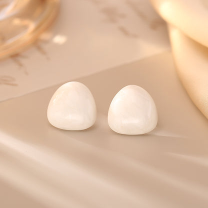 琺瑯三角形耳釘