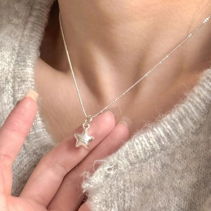 琺瑯蝴蝶鑲鑽項鍊－細節特寫25｜https://igowo.tw/