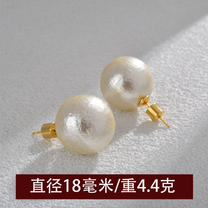 珍珠簡約耳釘－細節特寫4｜https://igowo.tw/
