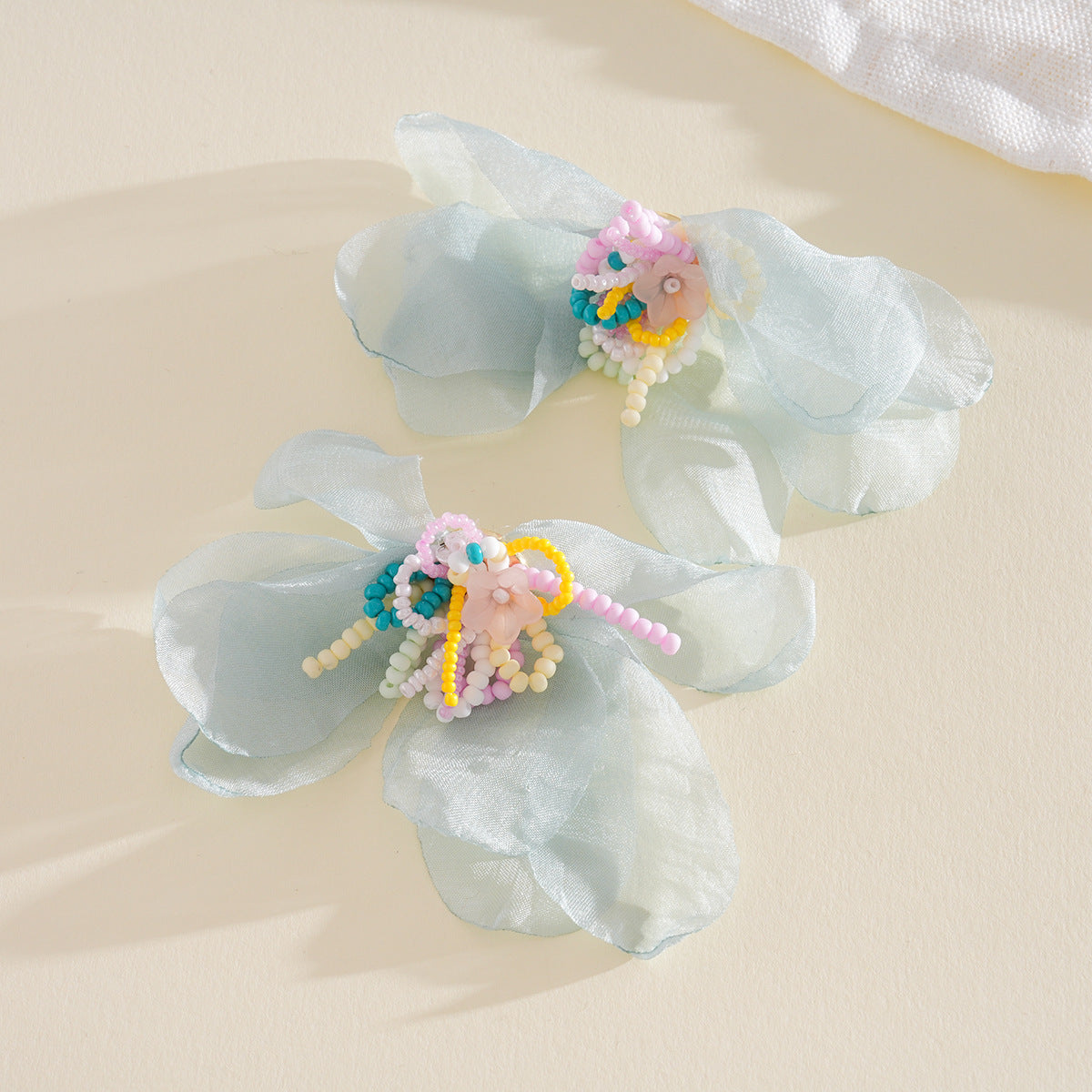 藍色愛心花朵流蘇耳釘－28#銀針-藍色款細節20｜https://igowo.tw/