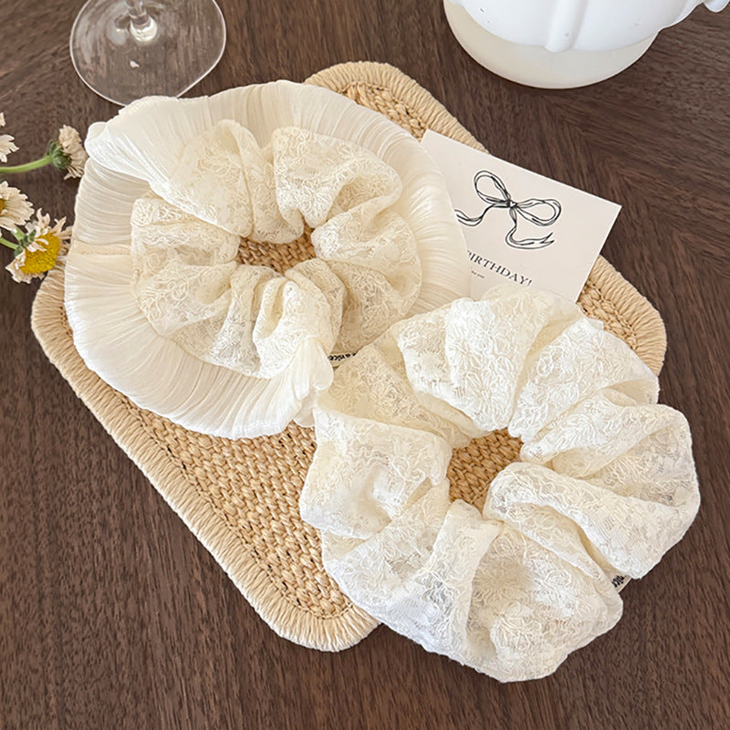 彈力繩大腸圈刺繡髮圈－擺裙髮圈款實拍｜https://igowo.tw/