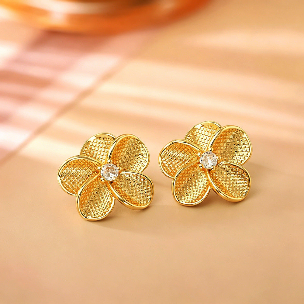 金色花朵簡約耳釘－第二視角實拍｜https://igowo.tw/