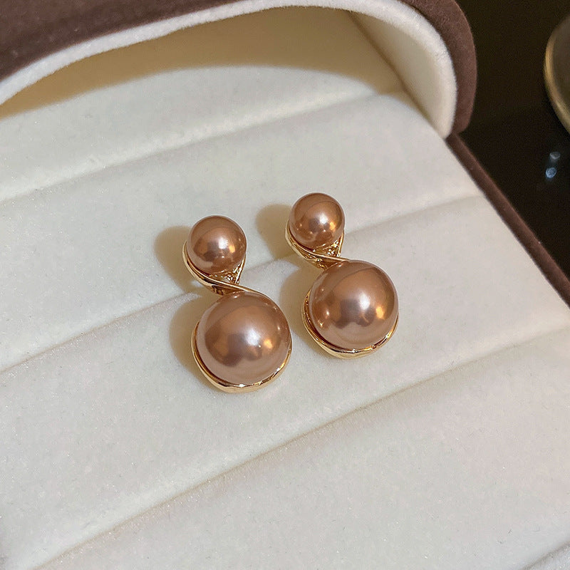 金色珍珠花朵復古耳釘－細節特寫7｜https://igowo.tw/