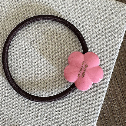 醋酸板材字母花朵髮圈－細節特寫4｜https://igowo.tw/