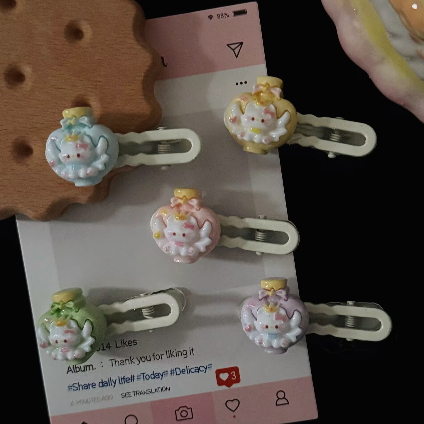 繽紛貓咪翅膀髮夾－商品主圖｜https://igowo.tw/