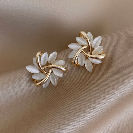 貓眼石太陽花簡約耳釘－商品主圖｜https://igowo.tw/