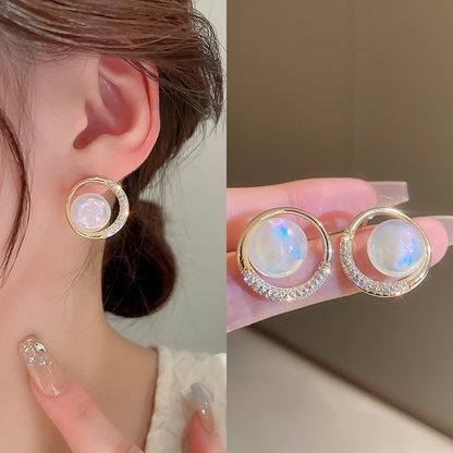 珍珠鋯石花朵垂墜耳環－細節特寫24｜https://igowo.tw/