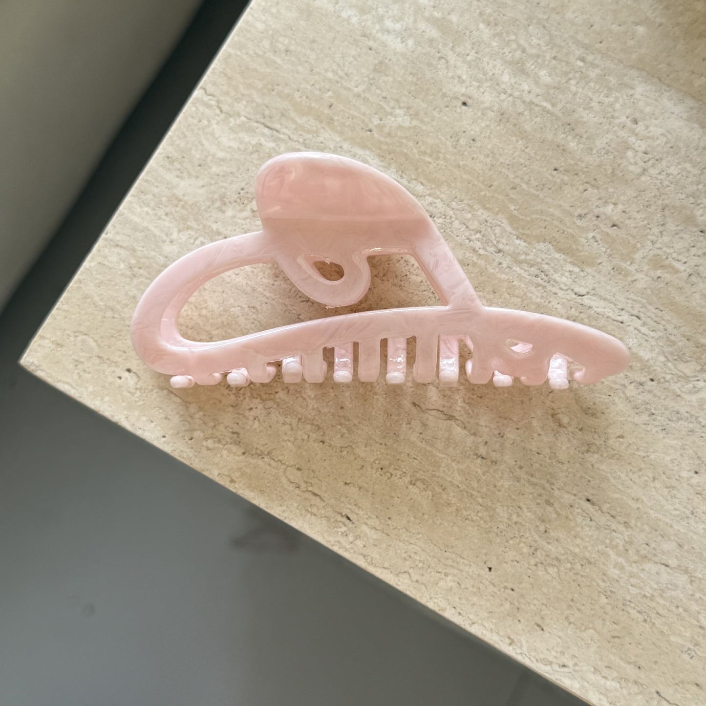 醋酸板材愛心鏤空髮夾