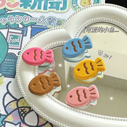 繽紛魚尾卡通髮夾－商品主圖｜https://igowo.tw/