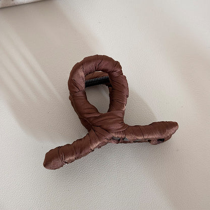 棕色布面纏繞鯊魚夾－細節特寫13｜https://igowo.tw/